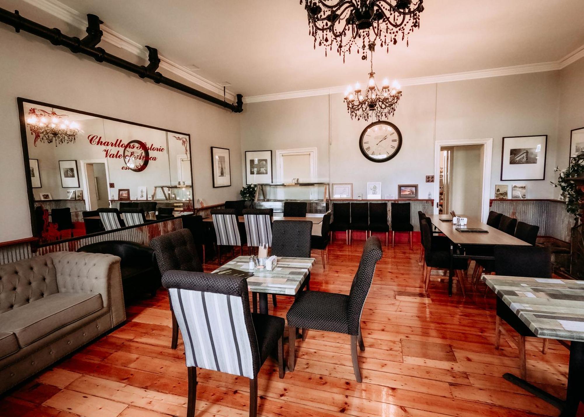 Vale Of Avoca Hotel Charlton Buitenkant foto